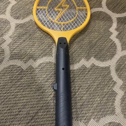 electric fly swatter racket