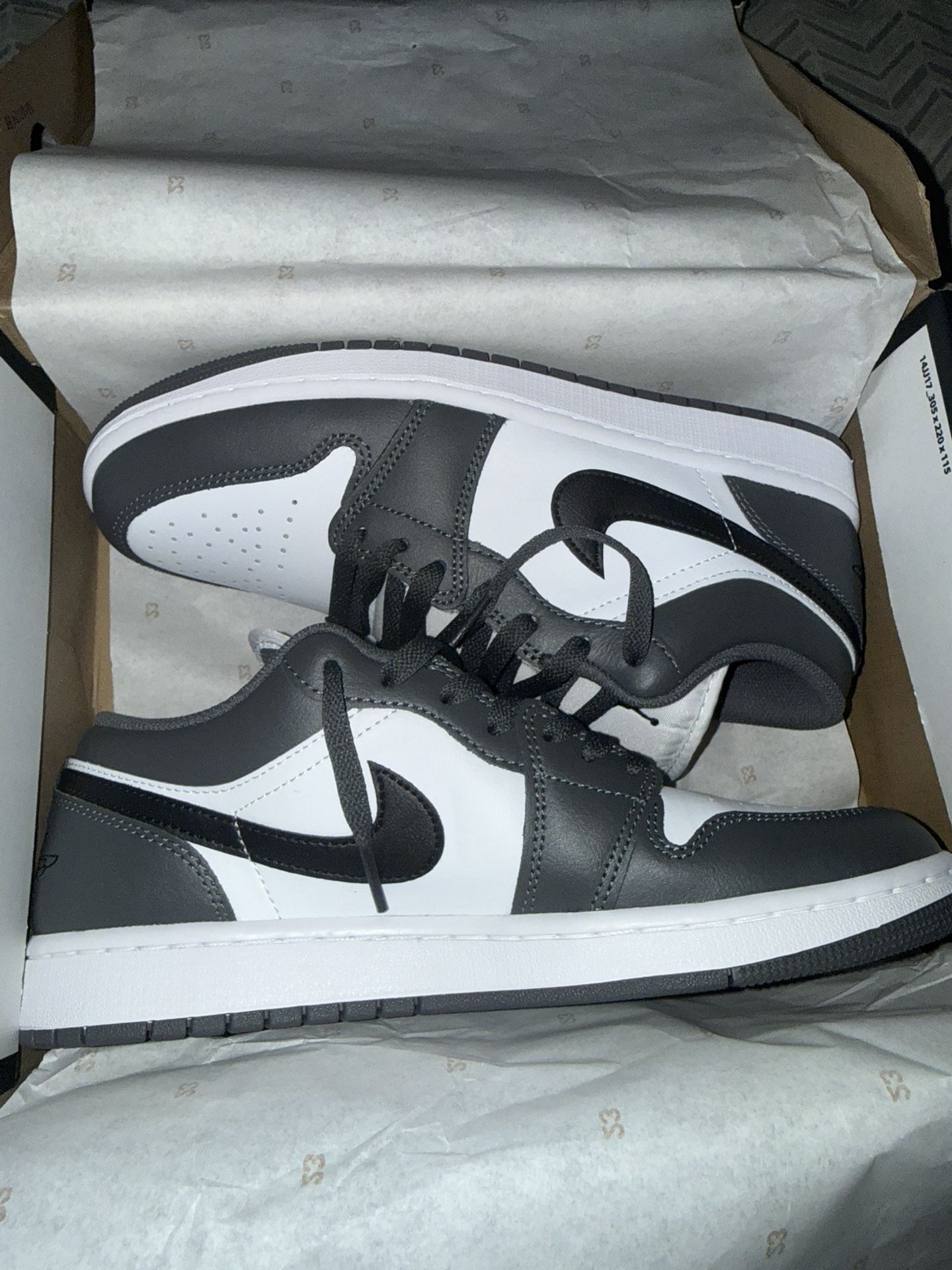 Jordan 1 Low Grey Size 9