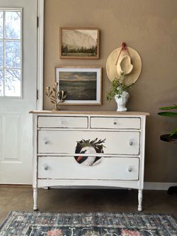 Fun! Dresser with four drawers