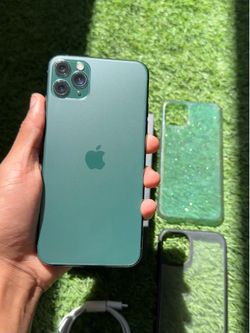 iPhone 11 Pro Max 64GB Green Mint Condition!