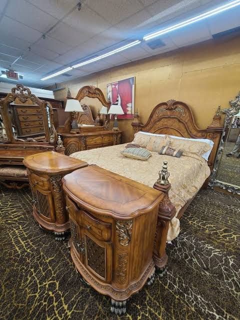 Michael Amini Venetian Bedroom Set