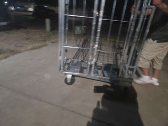 4 wheel roll cart with walls and net