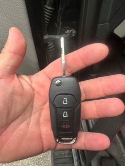 Ford remote flip key cut and programmed