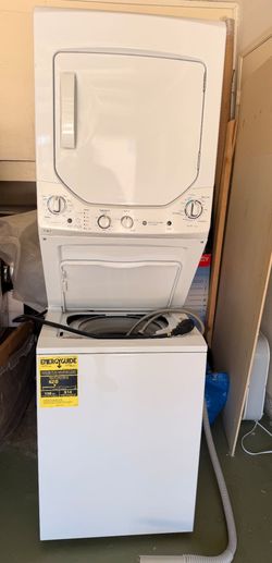 Stacked washer and dryer - great condition, 3yrs old