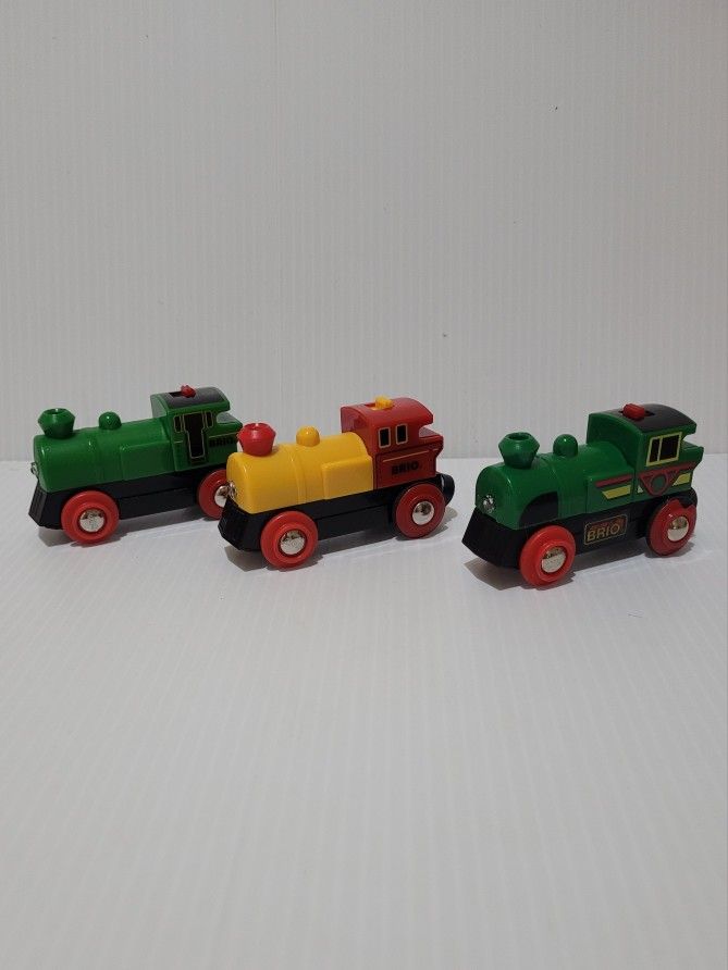 Vintage BRIO Lot-3 Wooden Railway #33222 #33225 #33595 Battery Powered Train EUC .