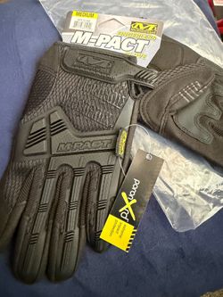 M pack gloves med