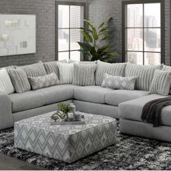 Sectional Couches 