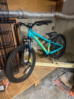 Kids cannondale trail 20 bike bicycle (NOT electric)