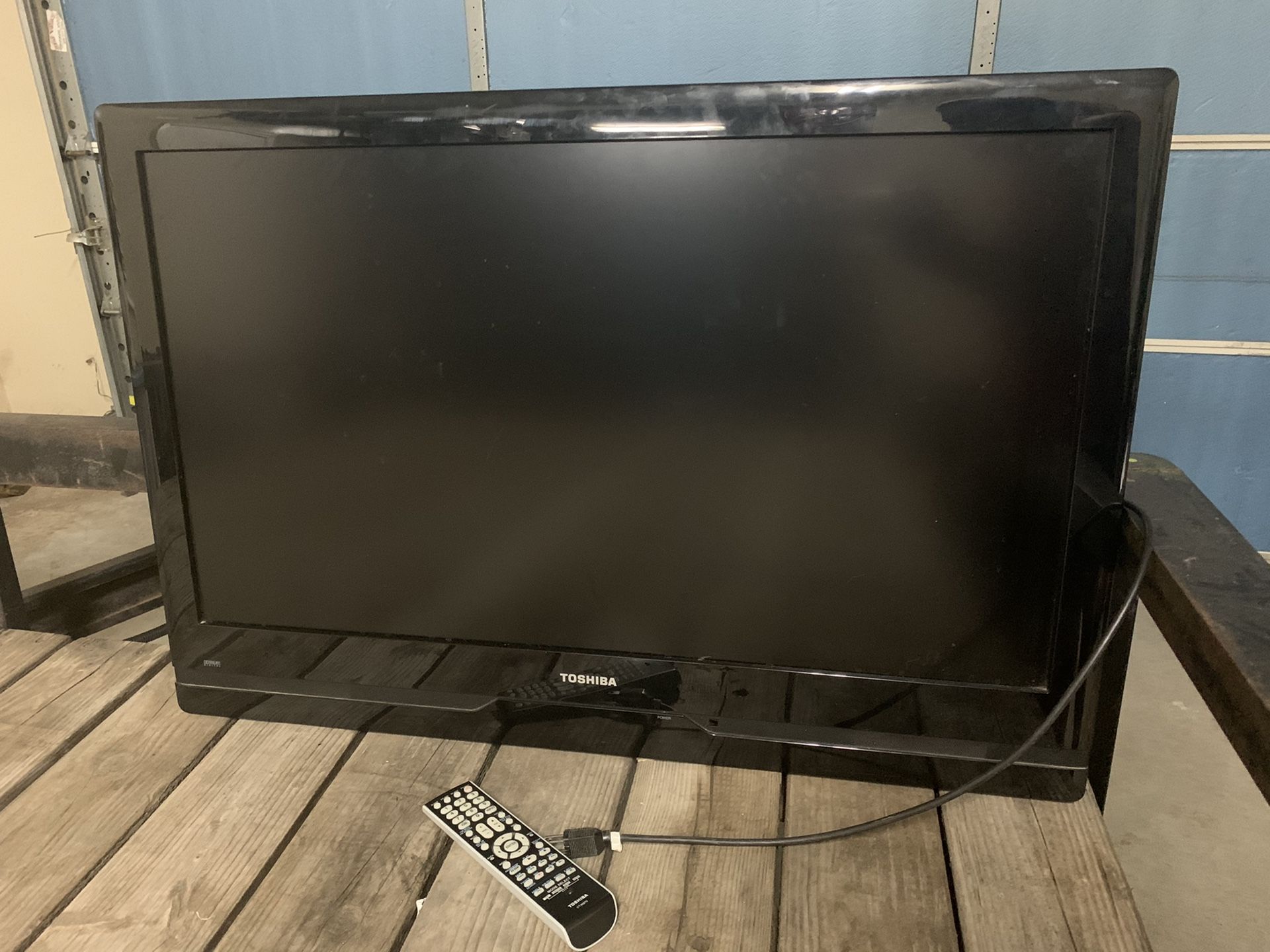 37 inch Toshiba tv