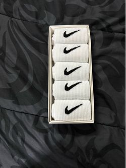 Nike socks 5 pack brand new