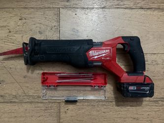 Milwaukee M18 FUEL Sawzall Reciprocating Saw