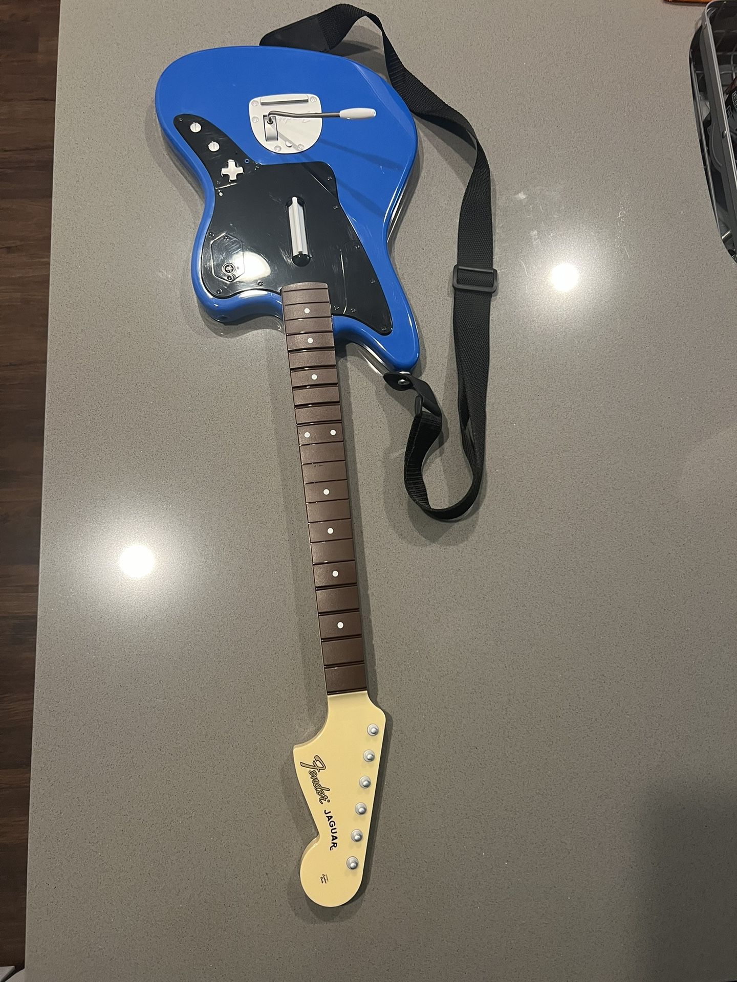 ++ Fender Jaguar Wireless Guitar PS4 Playstation4 Rock Band 4 Harmonix 051-064