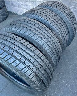 🎃 245 60 20 Michelin Tires Con 80% de Vida Las 4