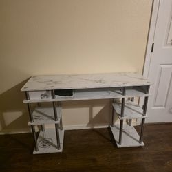 Modern Faux Marble Desk – Good Condition