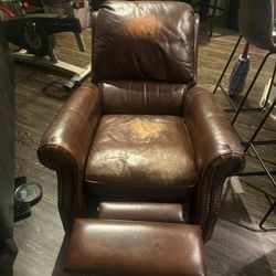 Genuine leather Recliner
