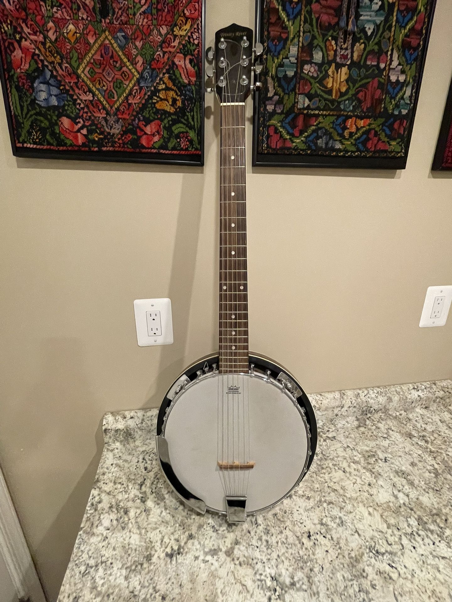 Like New Banjo 6 String Trinity River