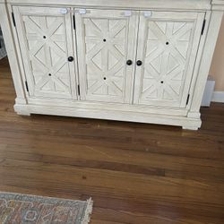 TV Table - West Elm $200