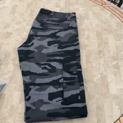 Men’s Pants Sz 36X 32
