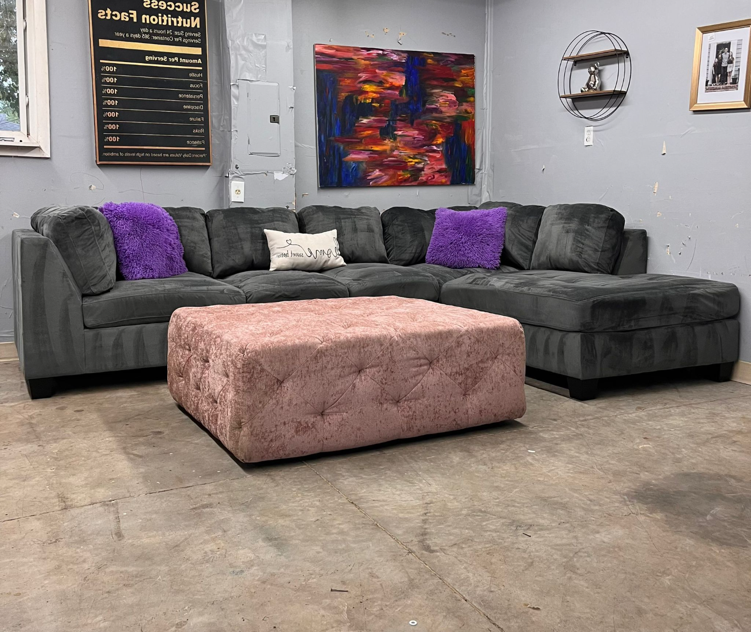 🛋️💥 Gray Sectional With Ottoman 💥 Free Delivery And Financing Available!