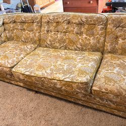 Peek and Hill vintage quality Sofa couch three seats big