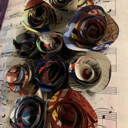 100 Handmade Comic Book Roses - Perfect Wedding Accent