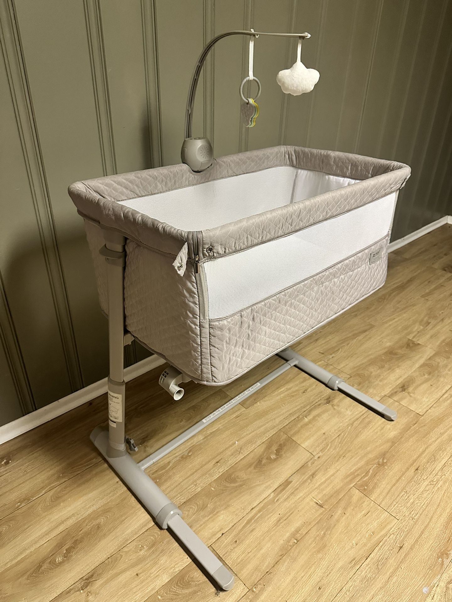 Ronbei Bassinet