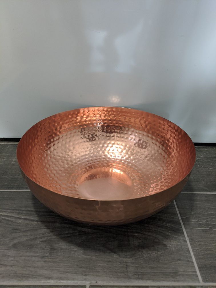 Round Metal Bowl - Copper Finish