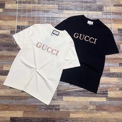 Men’s T-Shirt Size M  White And Black 