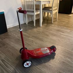 Radio flyer scooter