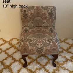 Small Sitting Chair