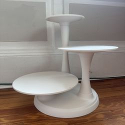 Wilton Pillar Style 3-Tier Cupcake, Dessert, and Cake Stand