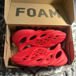 foamrunners vermillion