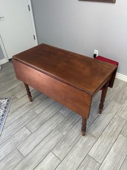 Vintage drop leaf table.