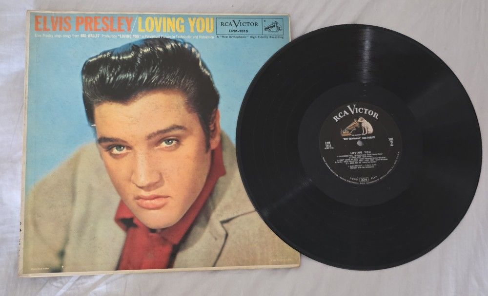 Elvis Presley – Loving You
🎙️ Original RCA Victor Mono Pressing – LPM-1515 (1957)