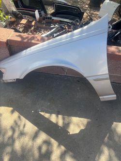 LEFT DRIVER SIDE FENDER 2001 TOYOTA CAMRY (SILVER) OEM