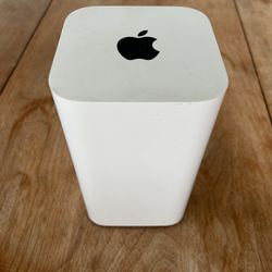 Apple AirPort Extreme Wireless Router