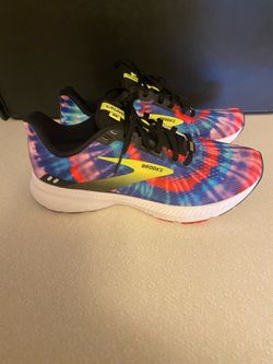 Woman’s brooks shoes