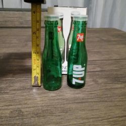 7•UP Salt & Pepper Dispensers 
