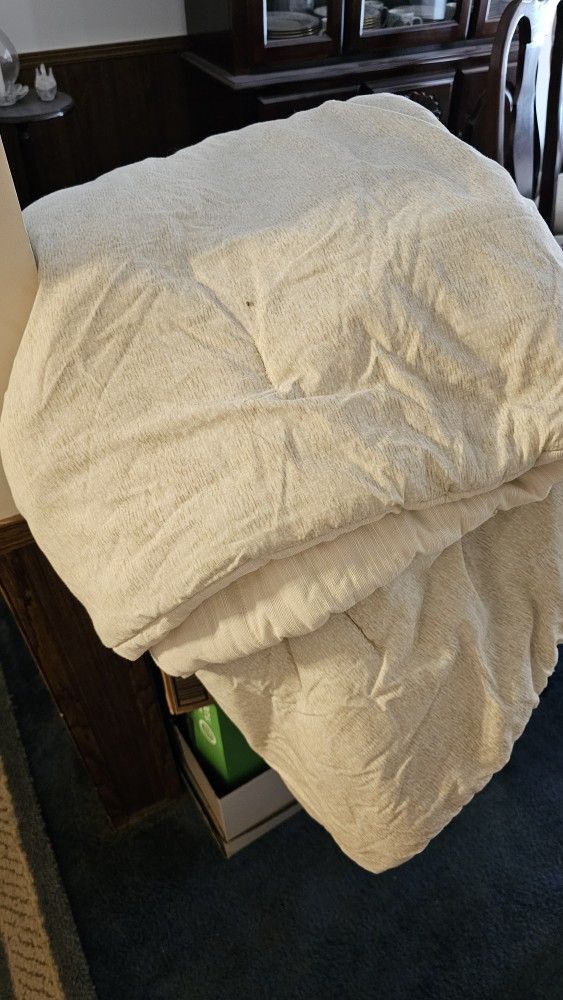 Comforter