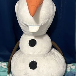 Giant Olaf