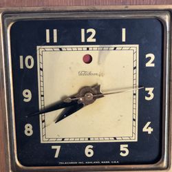 Vintage,TELECHRON Electric Clock  Mod.3H151