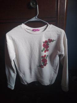 Girl long sleeve size 10/12