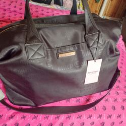 Juicy Couture new

 Traveling bag 