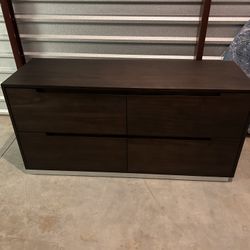 Solid Wood Dresser 