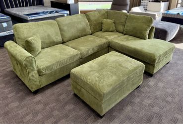 L Sectional w/Storage Ottoman