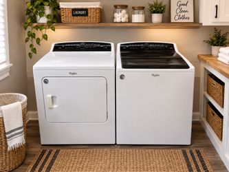 Whirlpool Washer and Dryer Set