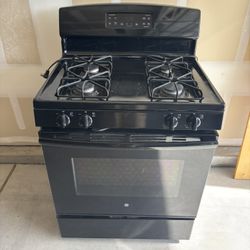GE Gas Range (Stove) Free Pick Up Only