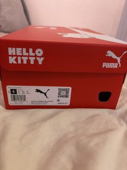 Hello kitty pumas