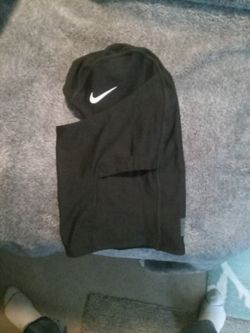 Nike  Pro Therma-Fit Hood