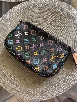 Louis Vuitton for Sale in Irwindale, CA - OfferUp